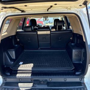 صورة مصغرة 39 لـ 2010 Toyota 4RUNNER SR5