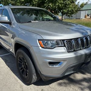 2017 JEEP GRAND CHEROKEE LAREDO — фото 55