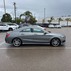 MERCEDES-BENZ CLA - 10