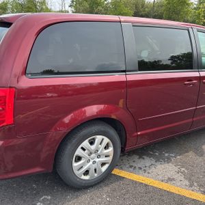 2017 Dodge GRAND CARAVAN SE — фото 9