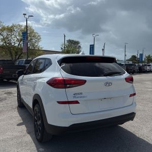 HYUNDAI TUCSON SE - 5