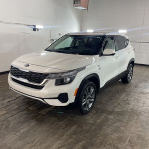 2021 KIA SELTOS LX photo 1