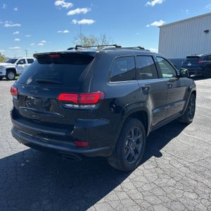 JEEP GRAND CHEROKEE LIMITED X - 8