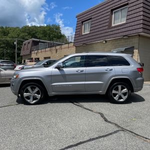 صورة 3 لـ 2015 JEEP GRAND CHEROKEE OVERLAND