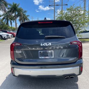 صورة 7 لـ 2024 KIA TELLURIDE S