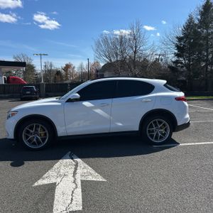 Alfa Romeo Stelvio Sport AWD - 3