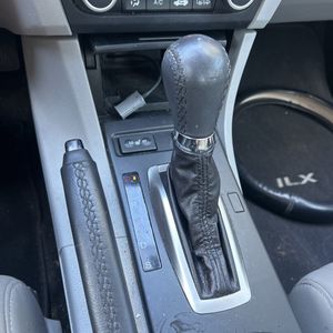 صورة مصغرة 61 لـ 2017 Acura ILX BASE