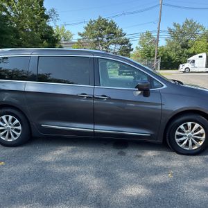 2019 Chrysler PACIFICA TOURING L thumbnail 11