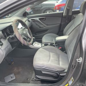 2011 Hyundai ELANTRA GLS 缩略图 31