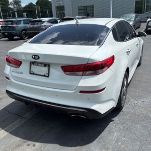 2019 KIA OPTIMA LX — фото 8