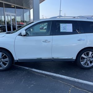2015 Nissan PATHFINDER PLATINUM — фото 3