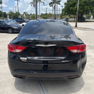 صورة 7 لـ 2015 Chrysler 200 S