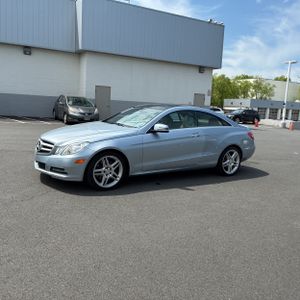 MERCEDES-BENZ E-CLASS - 1