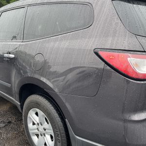 2016 Chevrolet TRAVERSE LS — фото 6