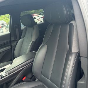 صورة مصغرة 31 لـ 2024 Cadillac LYRIQ TECH