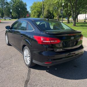 FORD FOCUS TITANIUM - 5