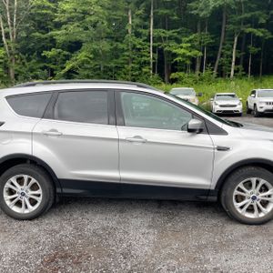 صورة مصغرة 11 لـ 2018 FORD ESCAPE SE