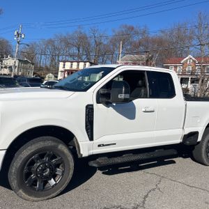 FORD F-250 SUPER DUTY LARIAT - 2
