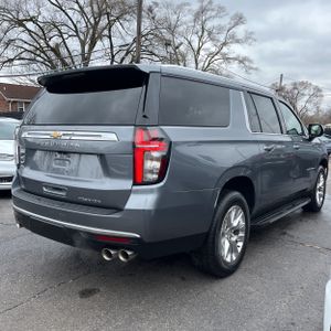 CHEVROLET SUBURBAN PREMIER - 8