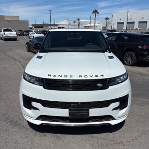 صورة 14 لـ 2024 LAND Rover RANGE ROVER SPORT P400 DYNAMIC SE