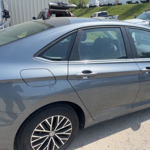 VOLKSWAGEN JETTA SE - 9