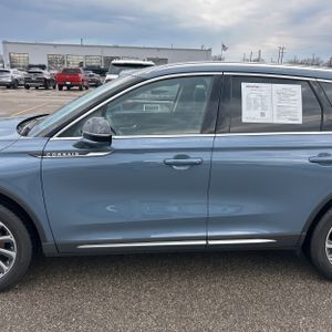 LINCOLN CORSAIR RESERVE - 4