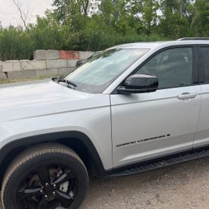 2024 JEEP GRAND CHEROKEE LIMITED — фото 2