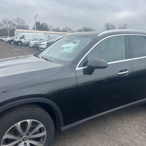 MERCEDES-BENZ GLC - 2