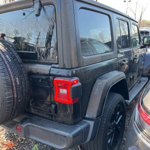 JEEP WRANGLER 4XE UNLIMITED SAHARA 4X4 - 8