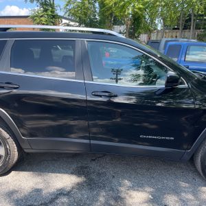 2020 JEEP CHEROKEE LIMITED — миниатюра 11