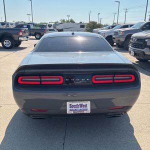صورة 7 لـ 2019 Dodge CHALLENGER R/T SCAT PACK