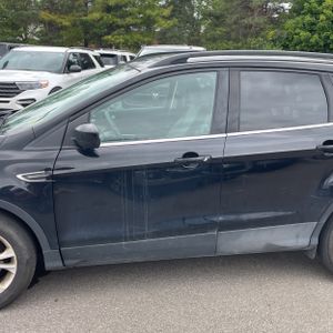 2018 FORD ESCAPE SE 照片 4