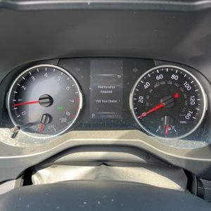 2021 Toyota RAV4 XLE — миниатюра 39