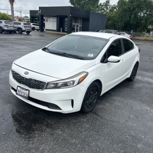 KIA FORTE LX - 1