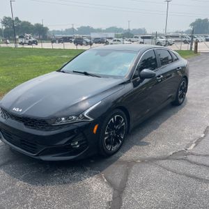 2023 KIA K5 GT-LINE photo 1