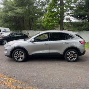 FORD ESCAPE SEL - 3