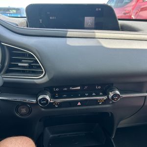 صورة مصغرة 37 لـ 2024 Mazda CX-30 2.5 S CARBON EDITION