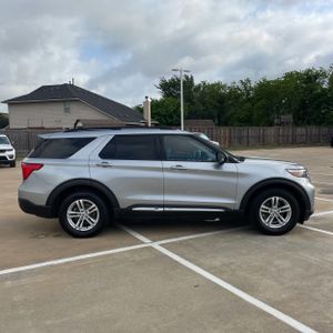 FORD EXPLORER XLT - 10