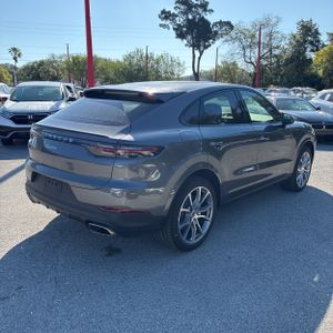 PORSCHE CAYENNE COUPE - 8