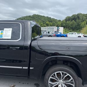 2025 RAM 1500 TUNGSTEN — фото 6