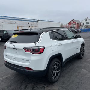 JEEP COMPASS LIMITED 4X4 - 8