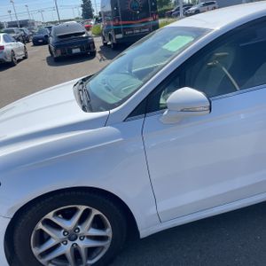 FORD FUSION SE - 2