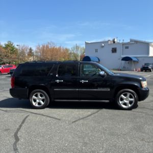 CHEVROLET SUBURBAN LTZ - 10