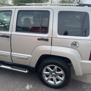 JEEP LIBERTY LIMITED - 6