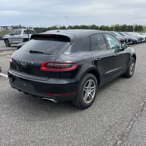 PORSCHE MACAN BASE - 8