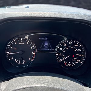 2016 Nissan PATHFINDER SL — миниатюра 37