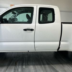 صورة 3 لـ 2017 Toyota TACOMA SR