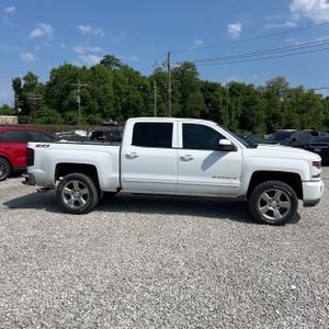 CHEVROLET SILVERADO 1500 - 10