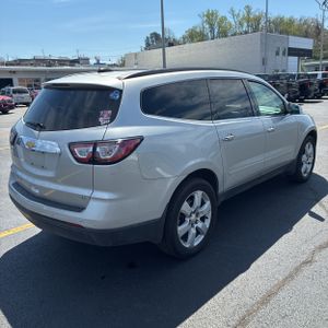 CHEVROLET TRAVERSE LT - 8