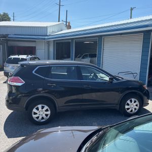 2016 Nissan ROGUE S photo 10